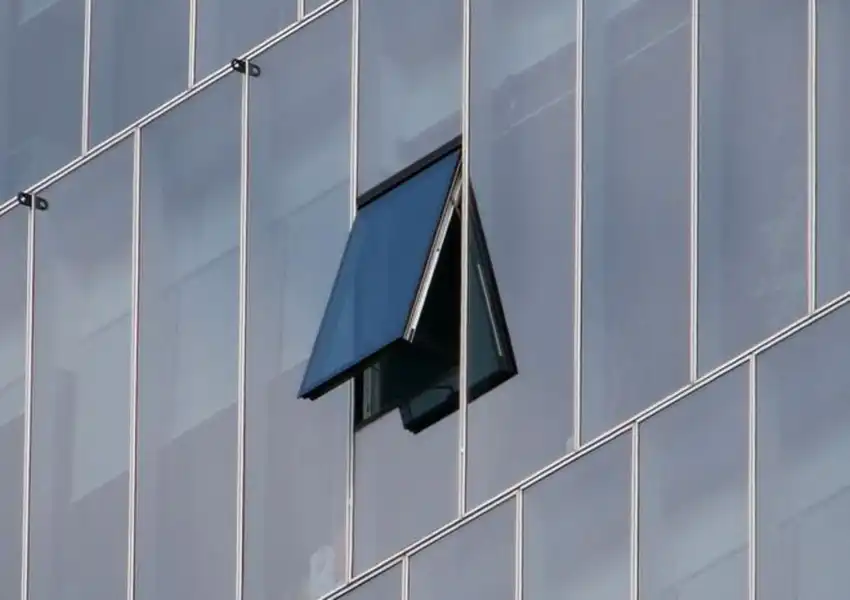 Top Hung Windows: Benefits & Installation